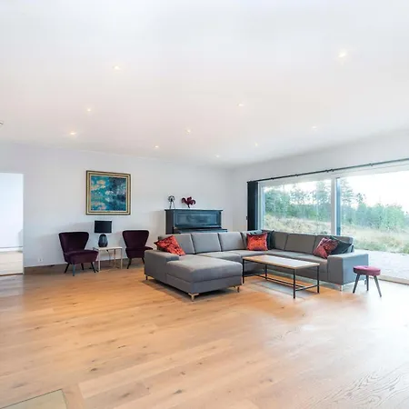 Bjonntjonn Panorama Villa