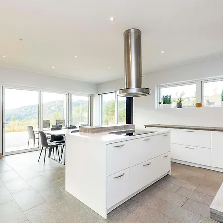 Bjonntjonn Panorama Villa